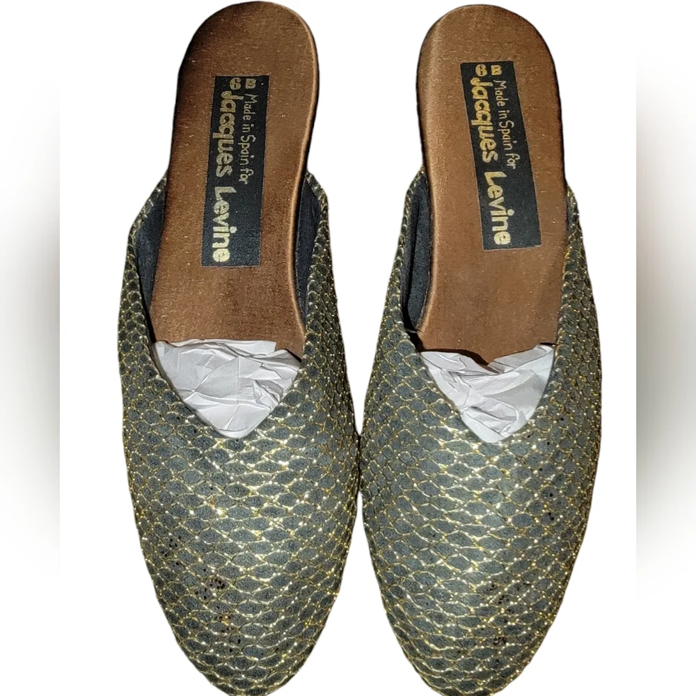 Jacques Levine Gold Woven Round Toe Mules - Picture 1 of 4